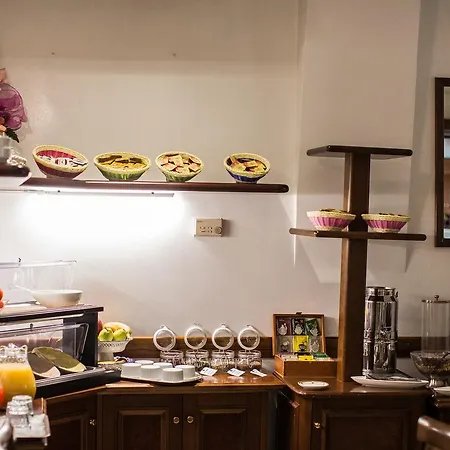De Monti Hotel 2*