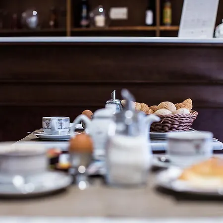 Hotell De Monti Rom