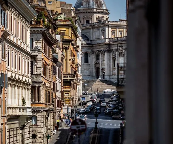 Hotel De Monti 2*