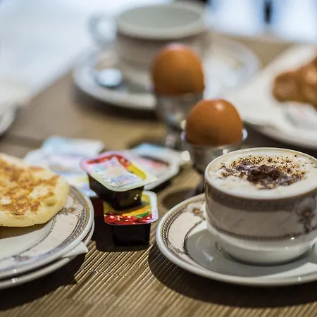 De Monti מלון 2*