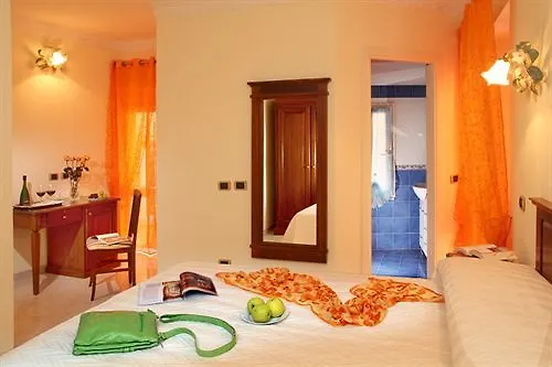 Hotel De Monti